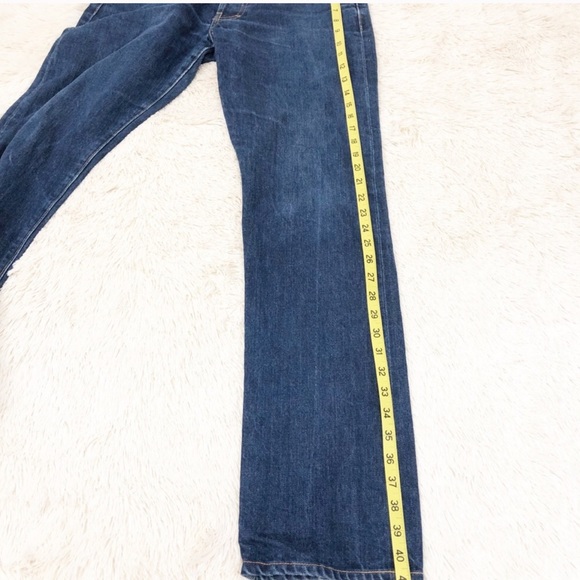 Taylor Stitch men’s Democratic Fit Straight Jeans - Picture 5 of 6